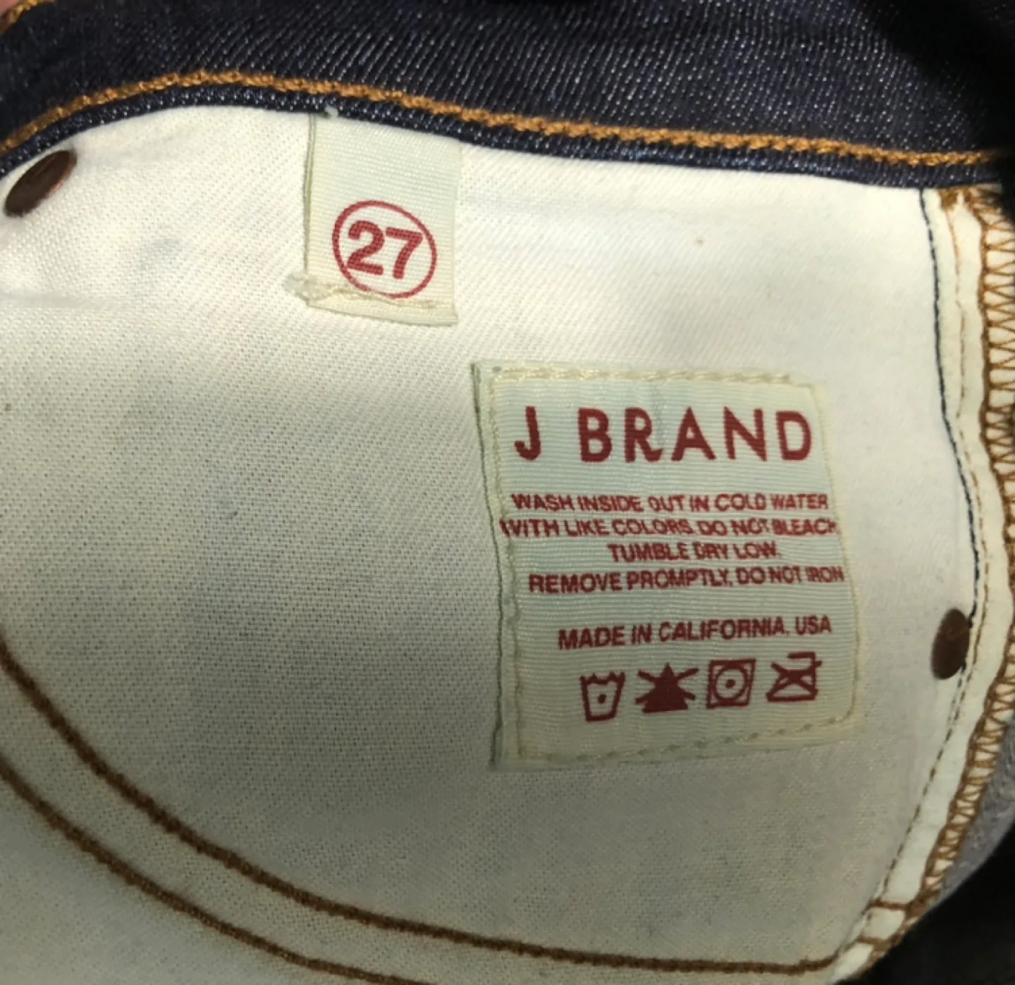 J Brand Gigi cropped dark wash jeans - size 27 image indicator(5)