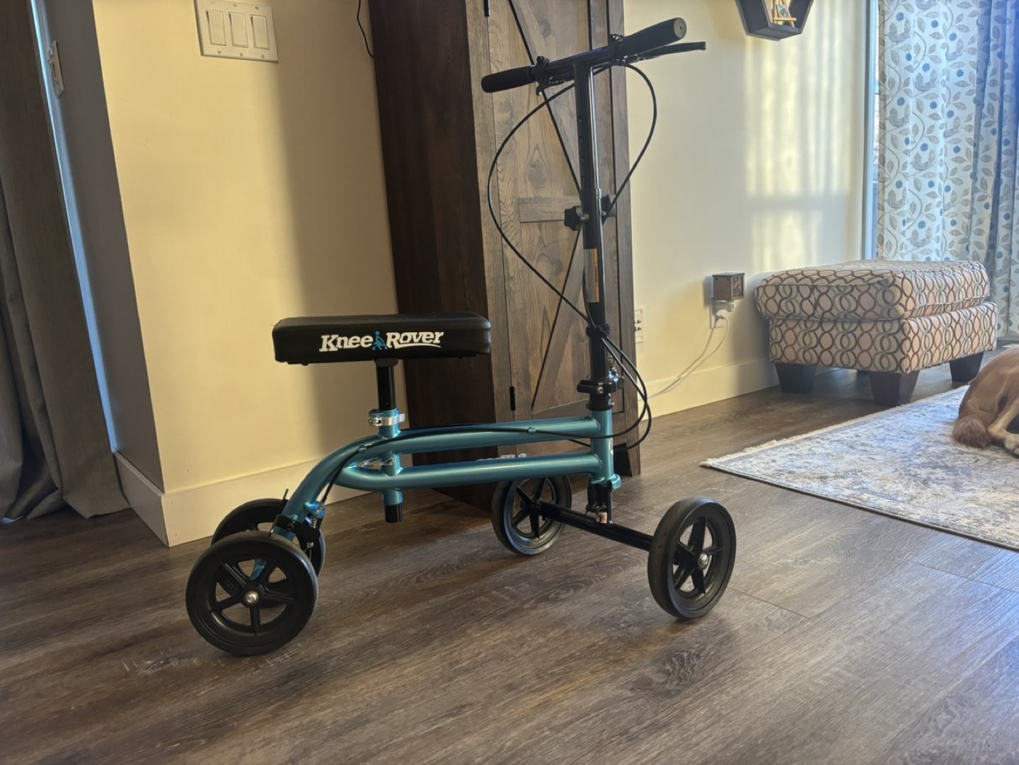 KneeRover Steerable Knee Walker Scooter
