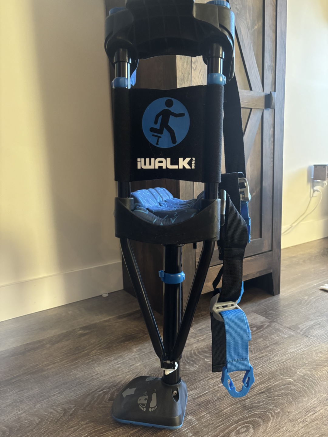 iWalk 3.0 Hands Free Crutch