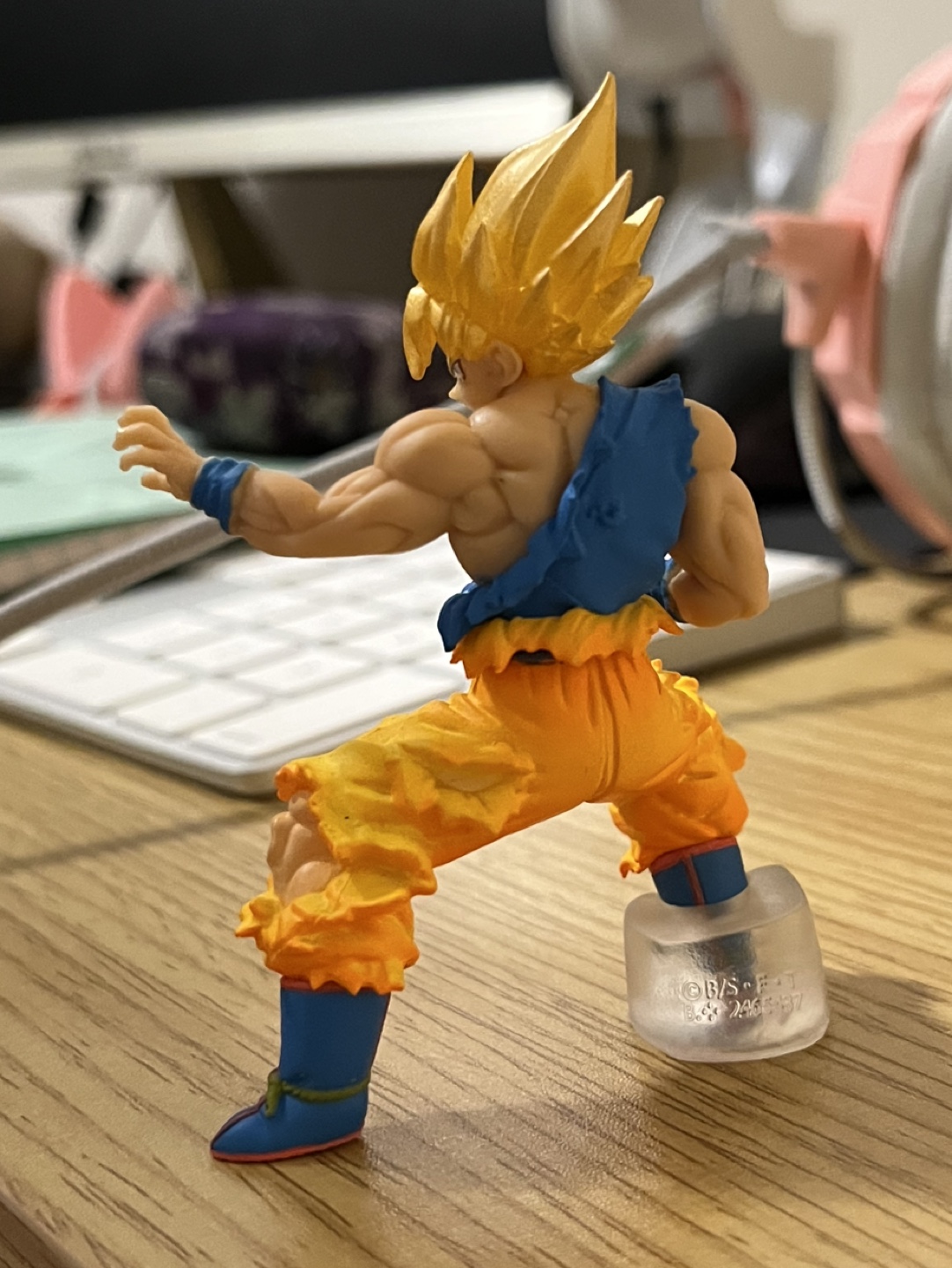 Super Saiyan Goku Mini Figurine from Japan - photo 3