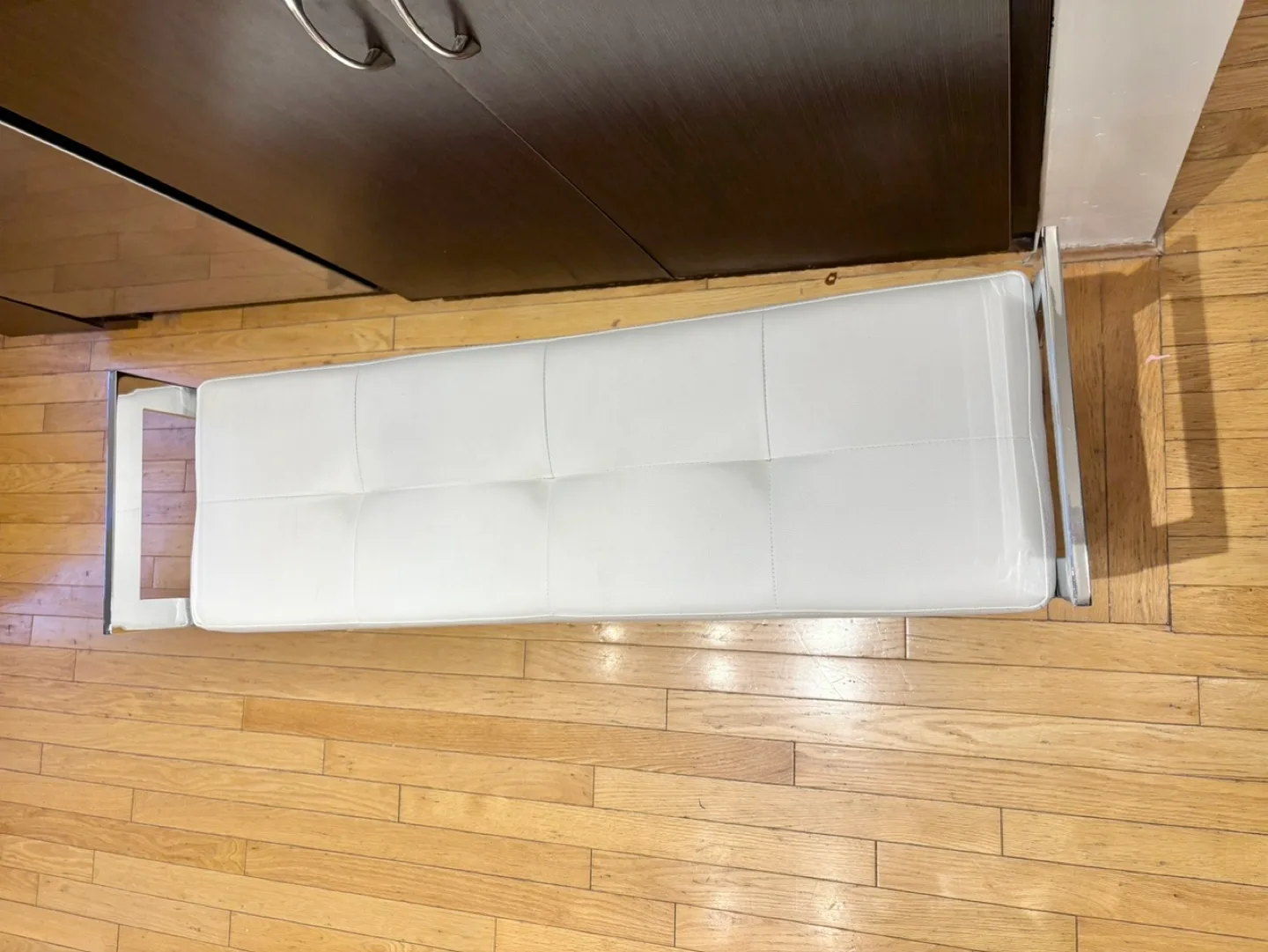 🤍bouclair white upholstered silver frame cushioned entry bench image indicator(2)