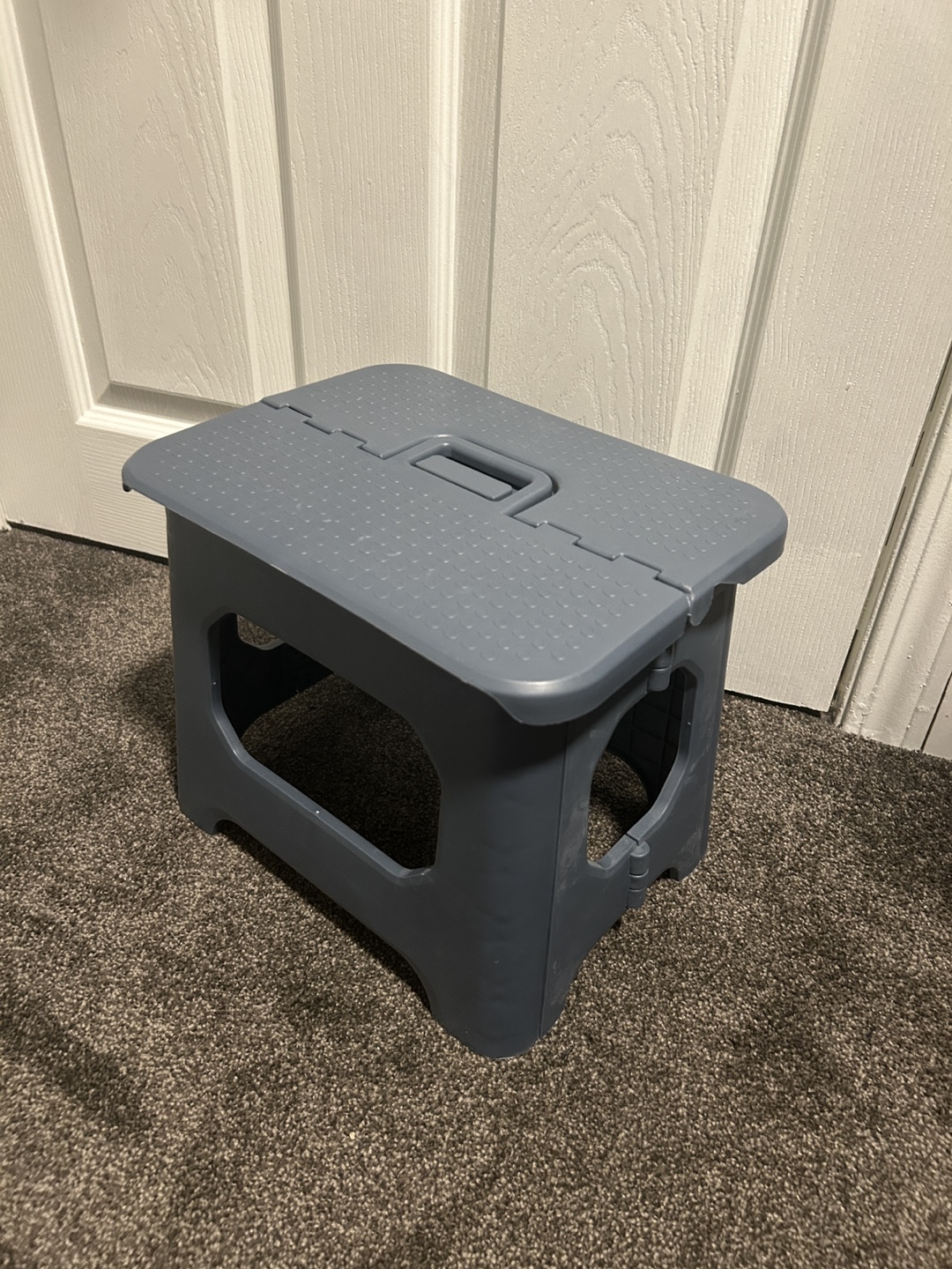Grey Plastic Folding Step Stool - photo 2