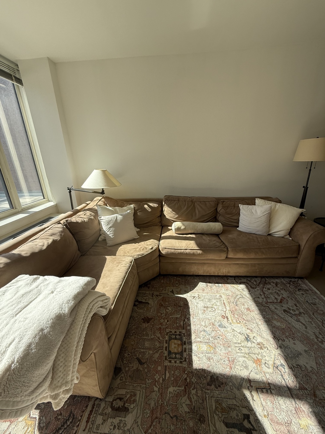 Pottery Barn Sectional Sofa - photo 3