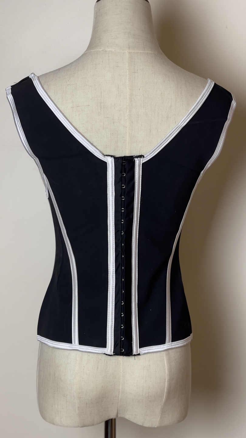 Latex Soft-Boned Push-Up Corset - photo 2