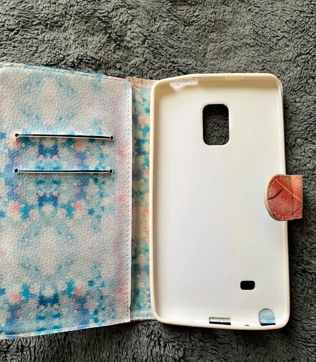 Samsung Galaxy S5 Wallet Case - Two Designs #freecycle image indicator(2)