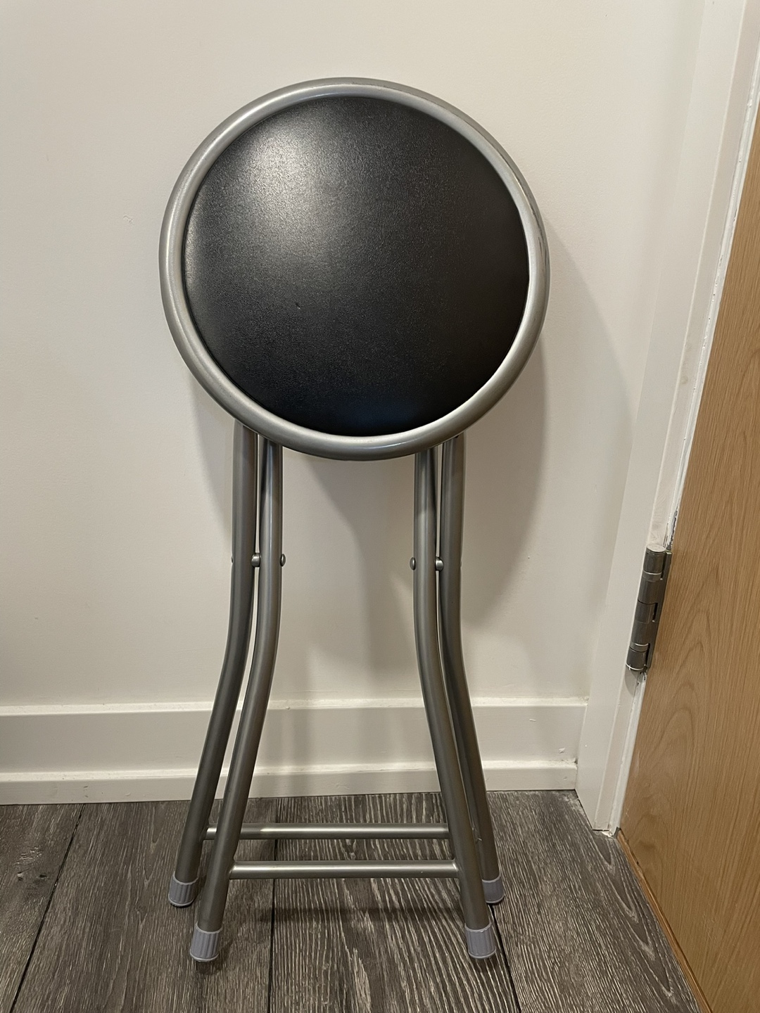 Foldable Round Stool, Black Vinyl Seat, Silver Metal Frame - photo 3