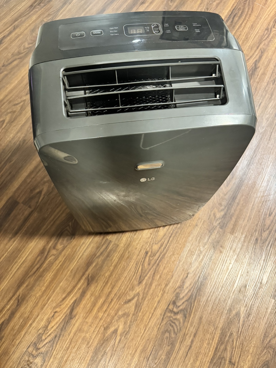 LG Portable Air Conditioner - photo 3