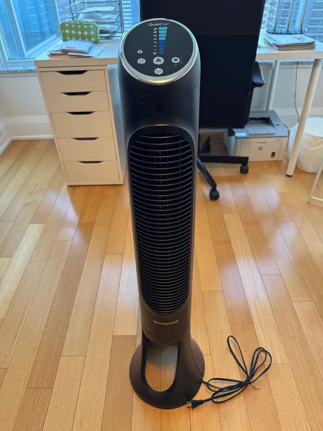 Honeywell Quietset 8-Speed Tower Fan 39.5” Tall thumbnail