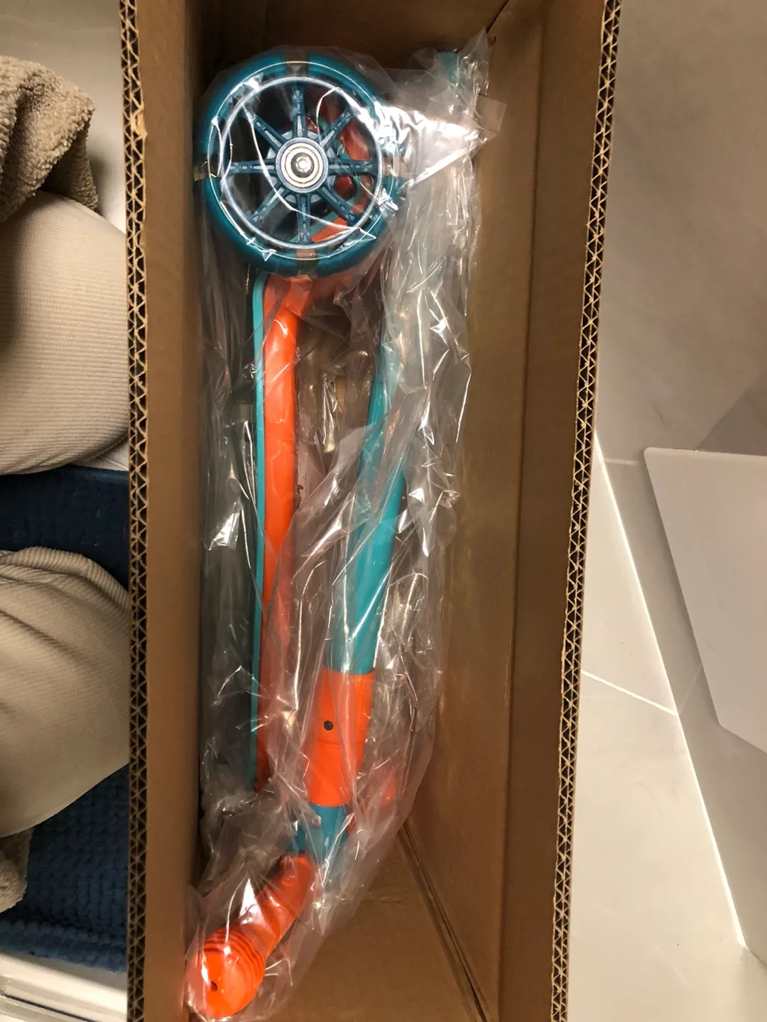 Skate Scooter for Kids, 3 Wheel Kids Scooter with 3 Height image indicator(2)