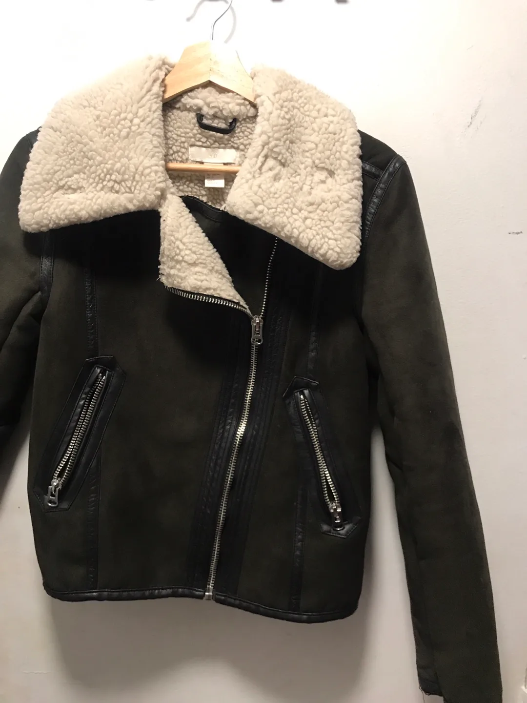 H&M Olive Green Aviator Jacket Size 2 image indicator(2)