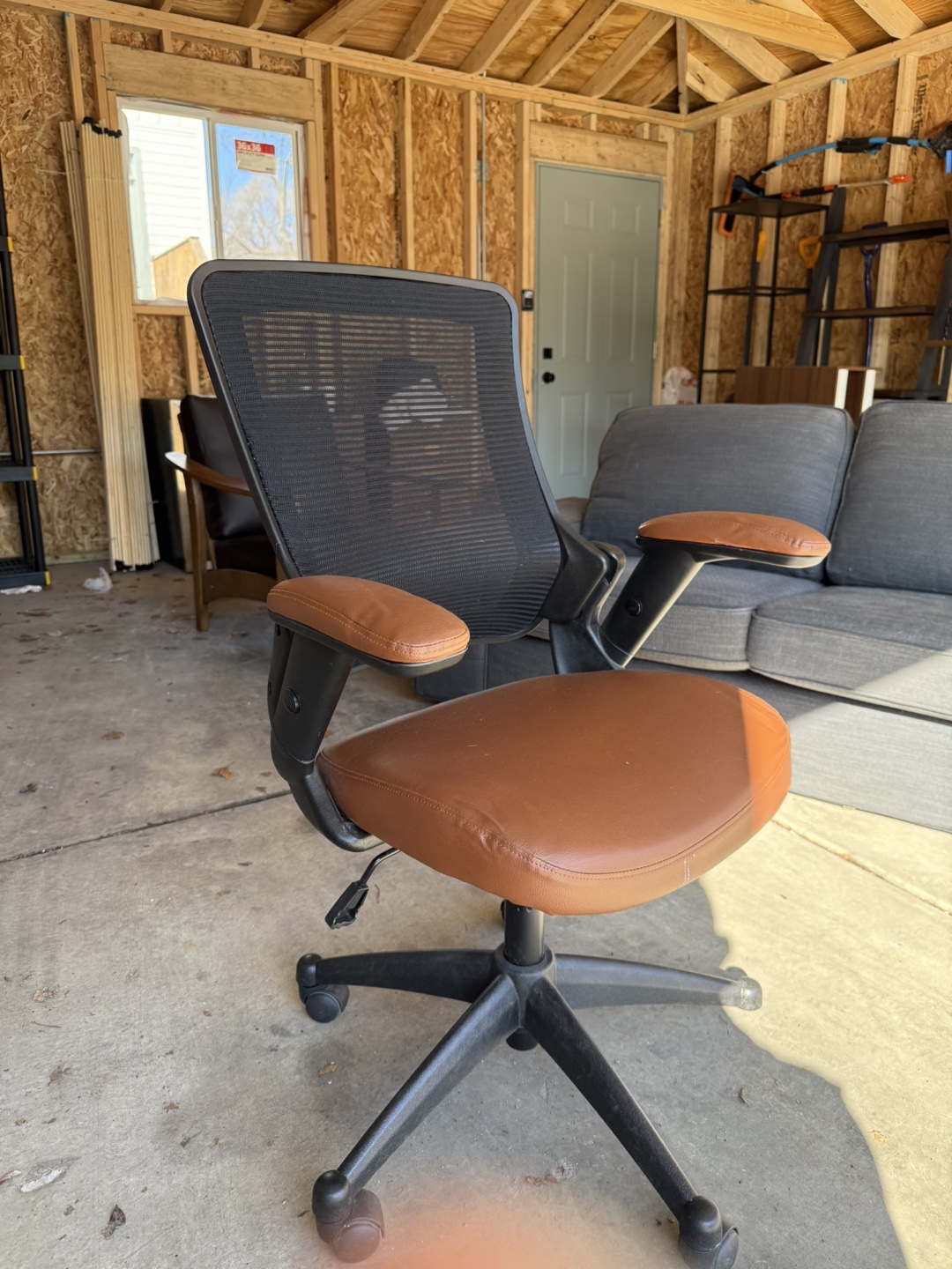 Ergonomic Mesh Office Chair with Leatherette Arms