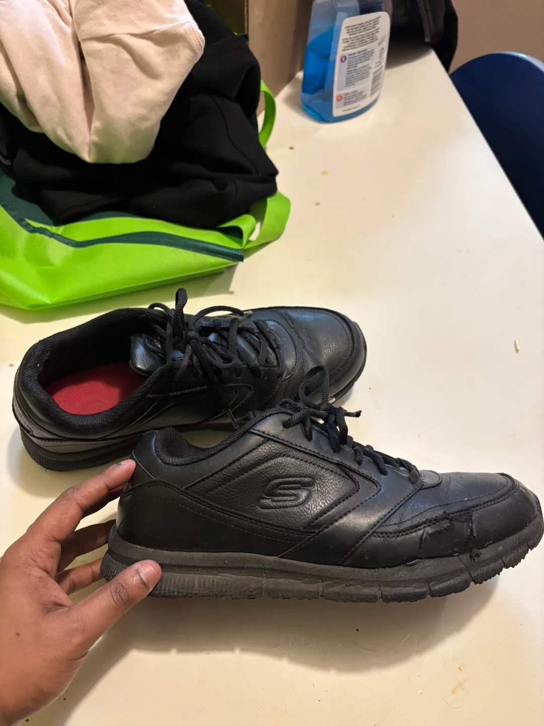 Skechers black leather shoes image indicator(2)