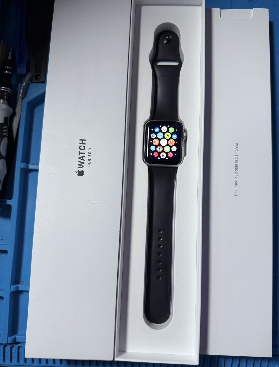 Apple Watch Series 3 Black Sport Band