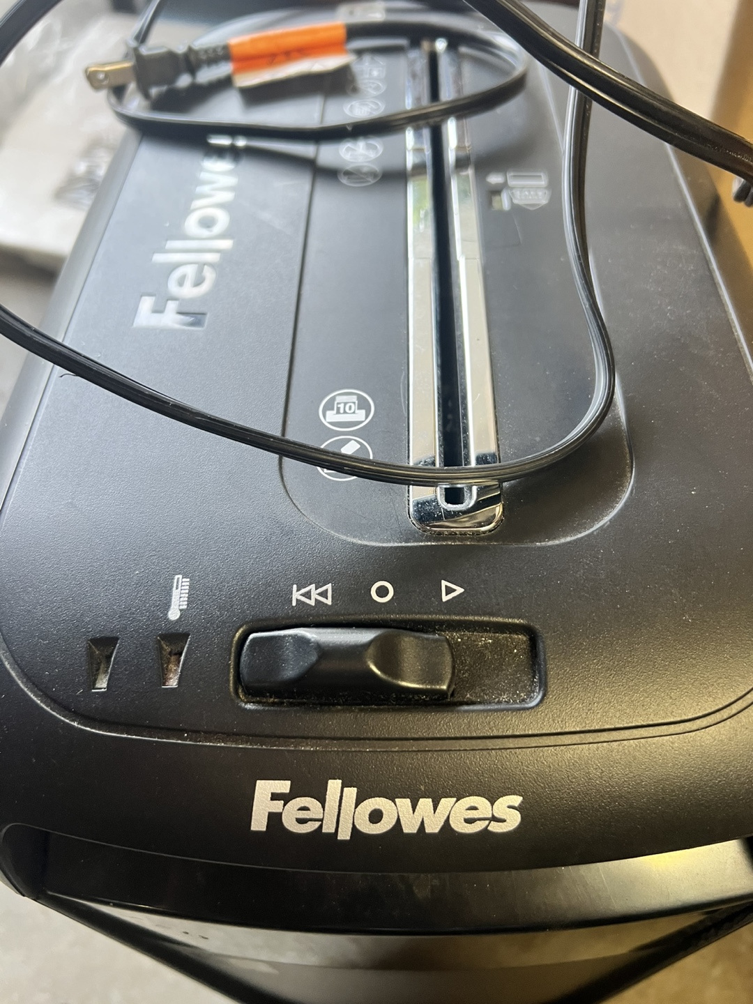 Fellowes 60Cs Shredder - photo 4