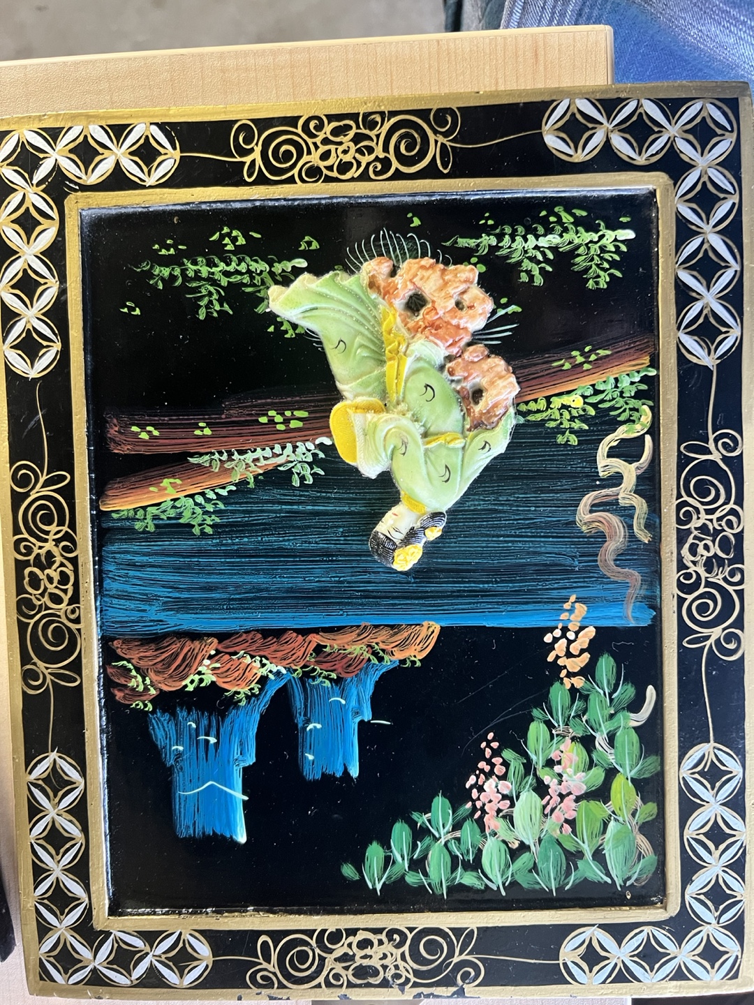 Pair of Vintage Asian-Inspired Wall Plaques - photo 3