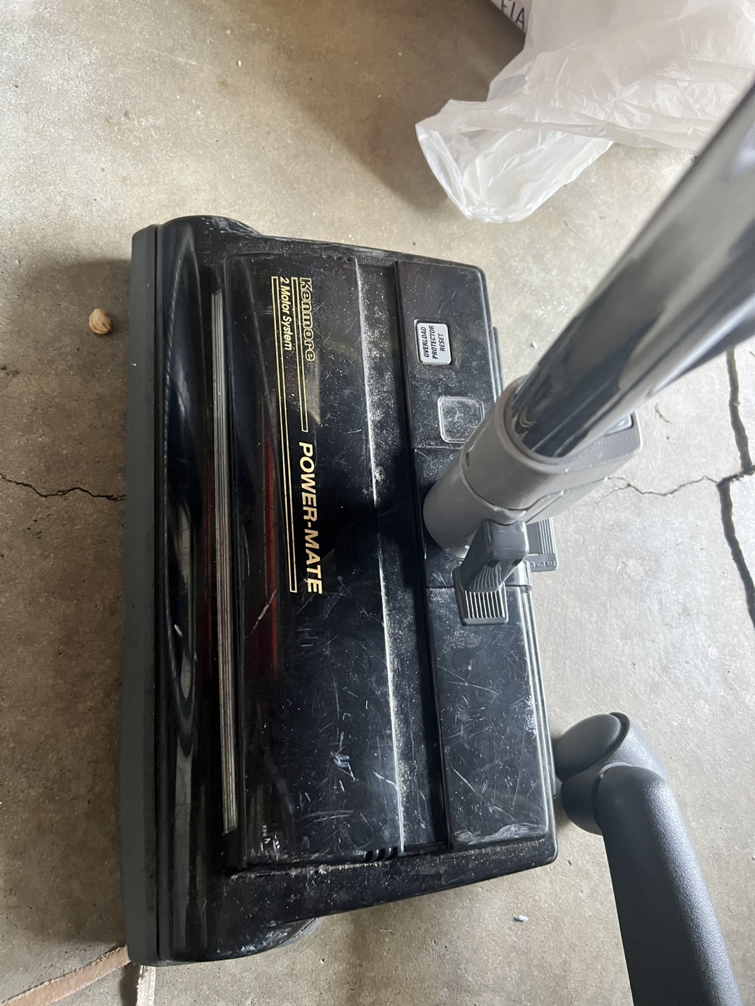 Kenmore WhisperTone 120 Vacuum Cleaner