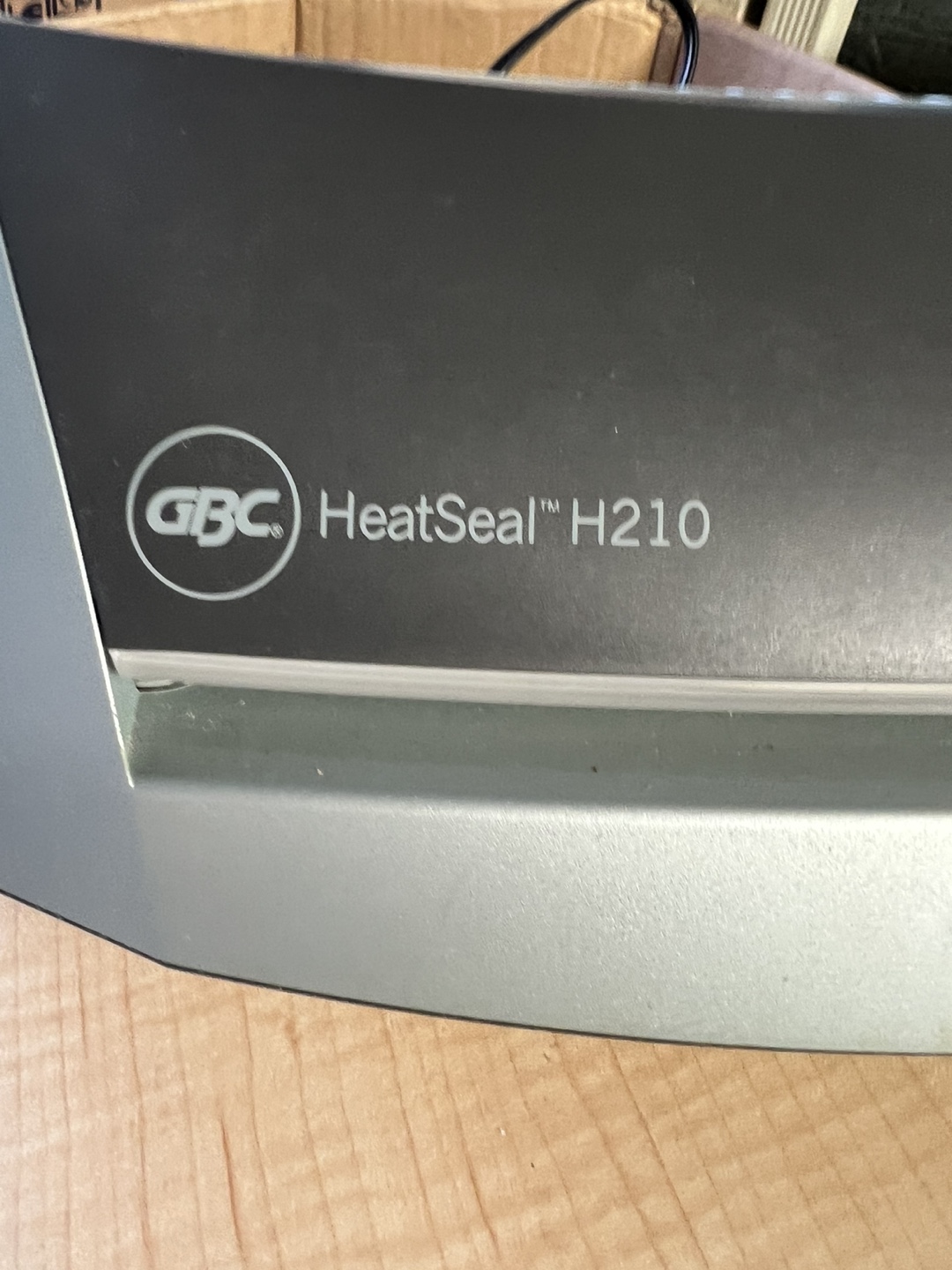 GBC HeatSeal H210 Laminator - photo 2
