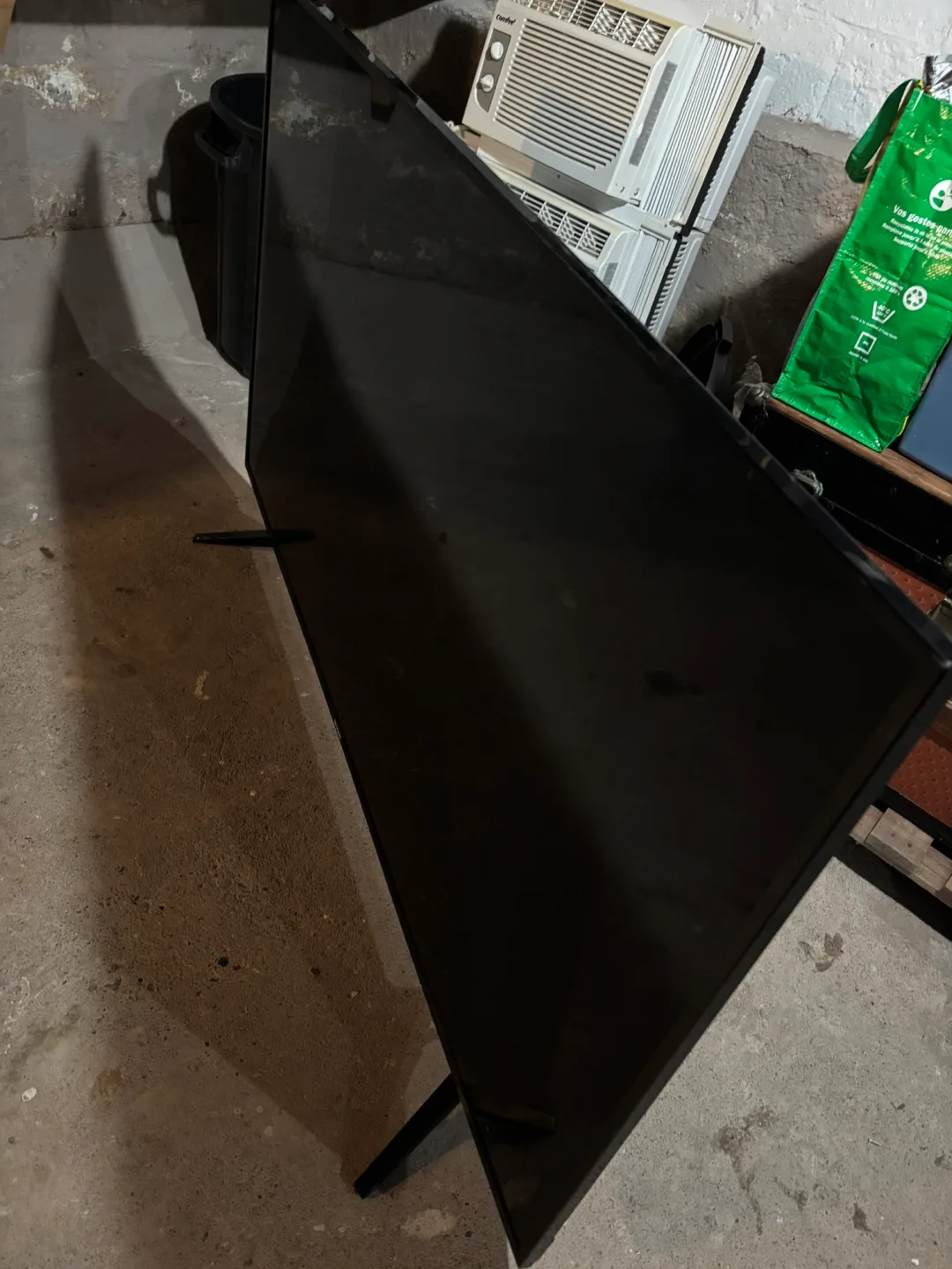Sharp LED HDTV - 65 Inch DOESNT WORK thumbnail