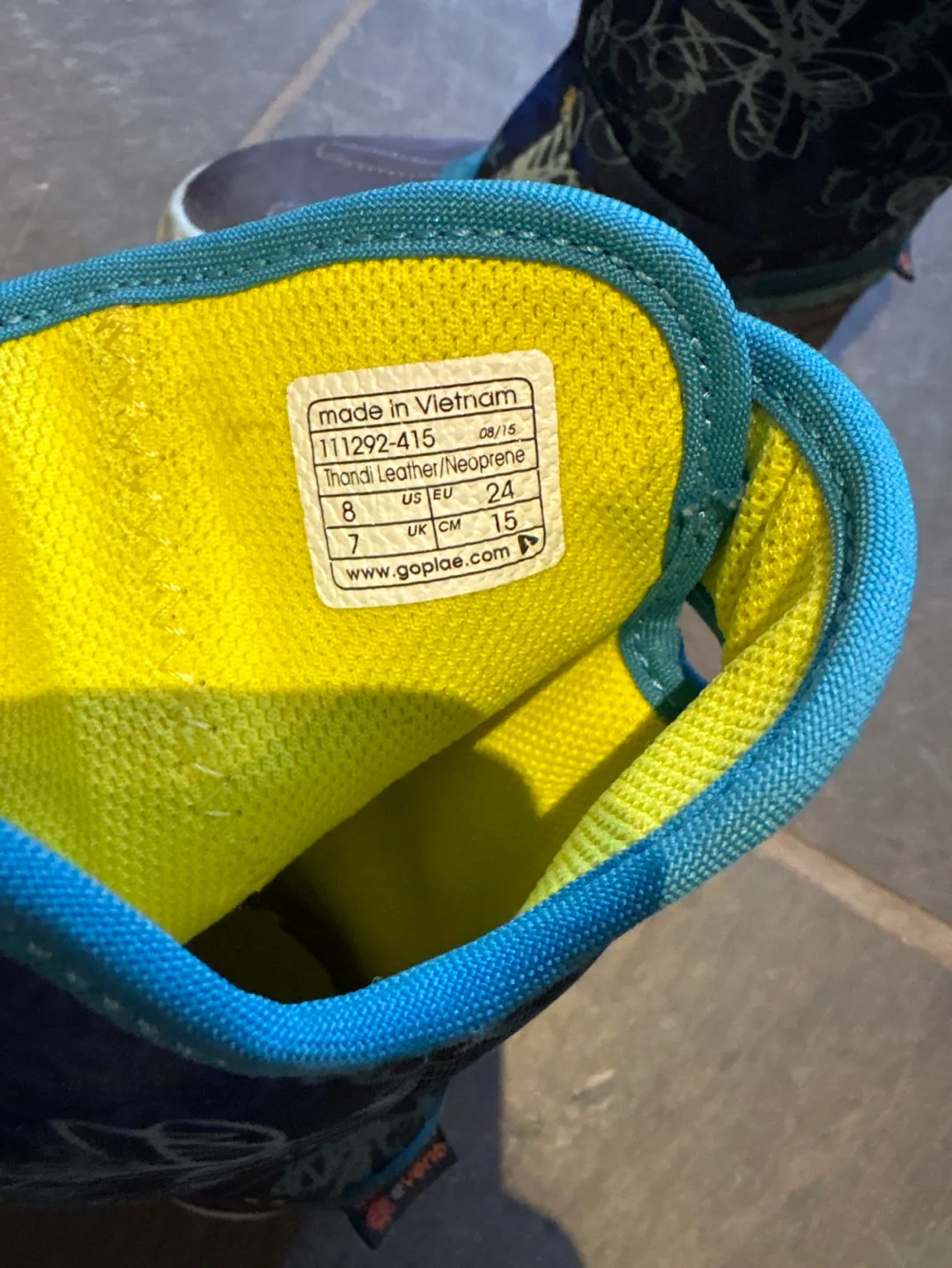 Kids' Size 8 GoPlae Waterproof Rain Boots image indicator(3)