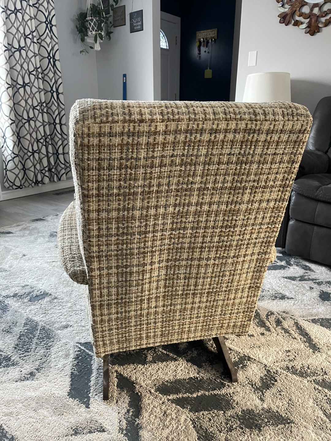 Vintage Rocking Chair - photo 2