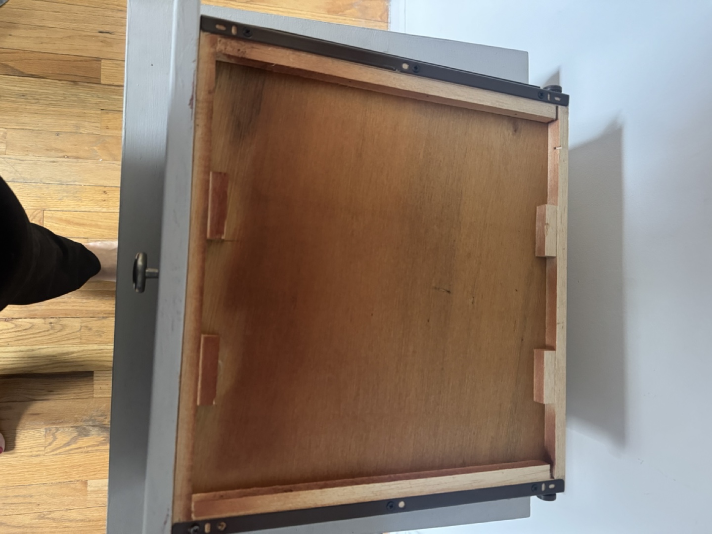 Gray One-Drawer Nightstand - Real Wood - photo 4
