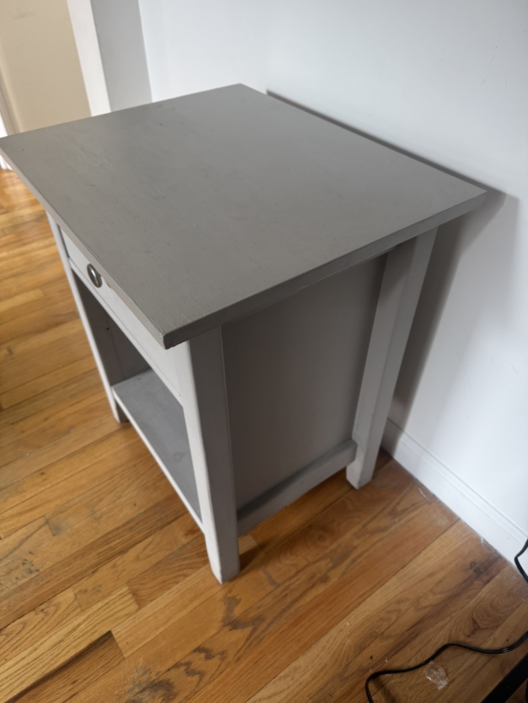Gray One-Drawer Nightstand - Real Wood - photo 2
