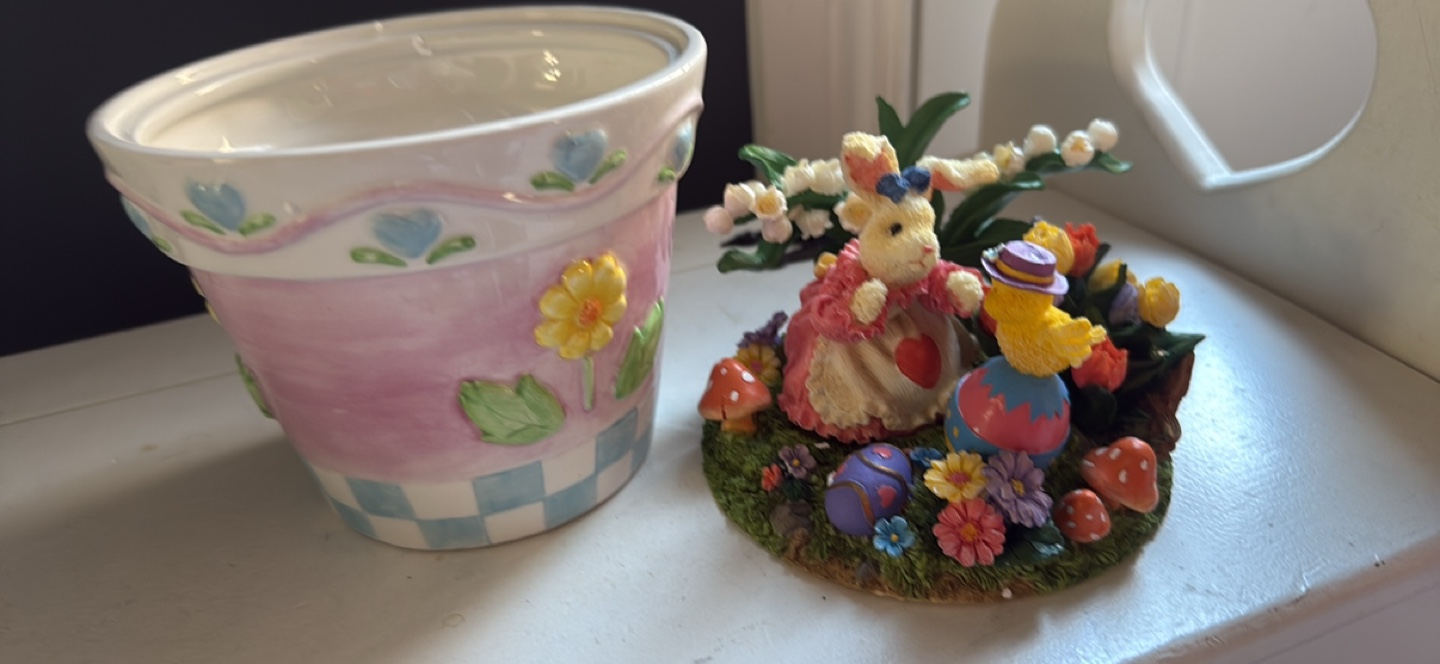 Adorable Easter Bunny and Chick Planter - photo 3