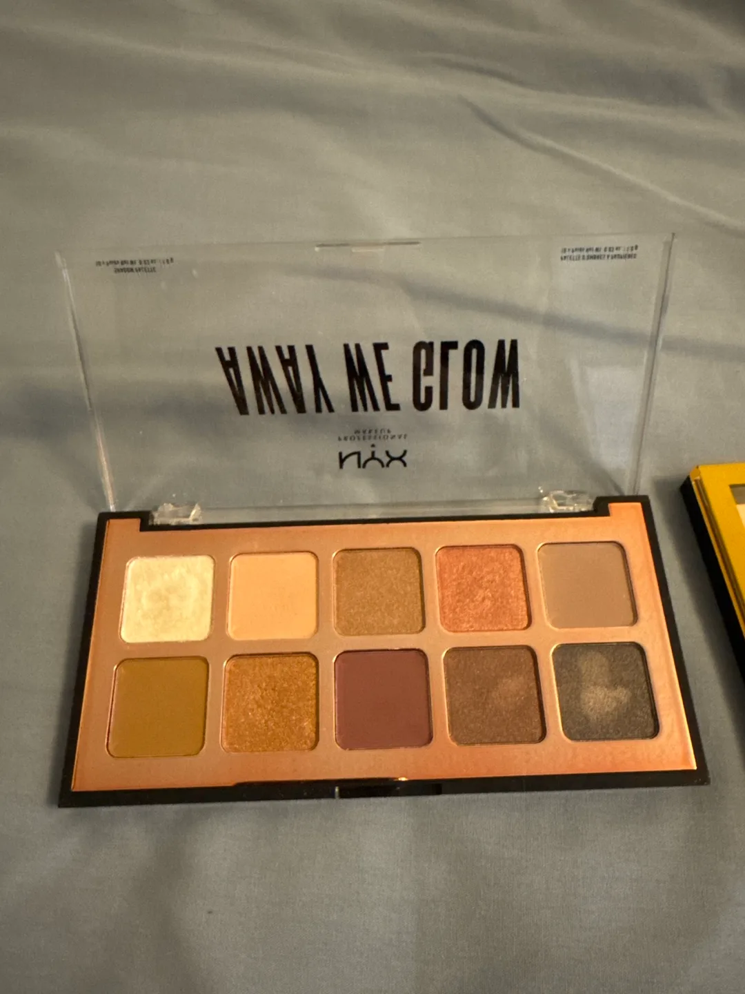 Lightly Used Makeup Palettes image indicator(2)