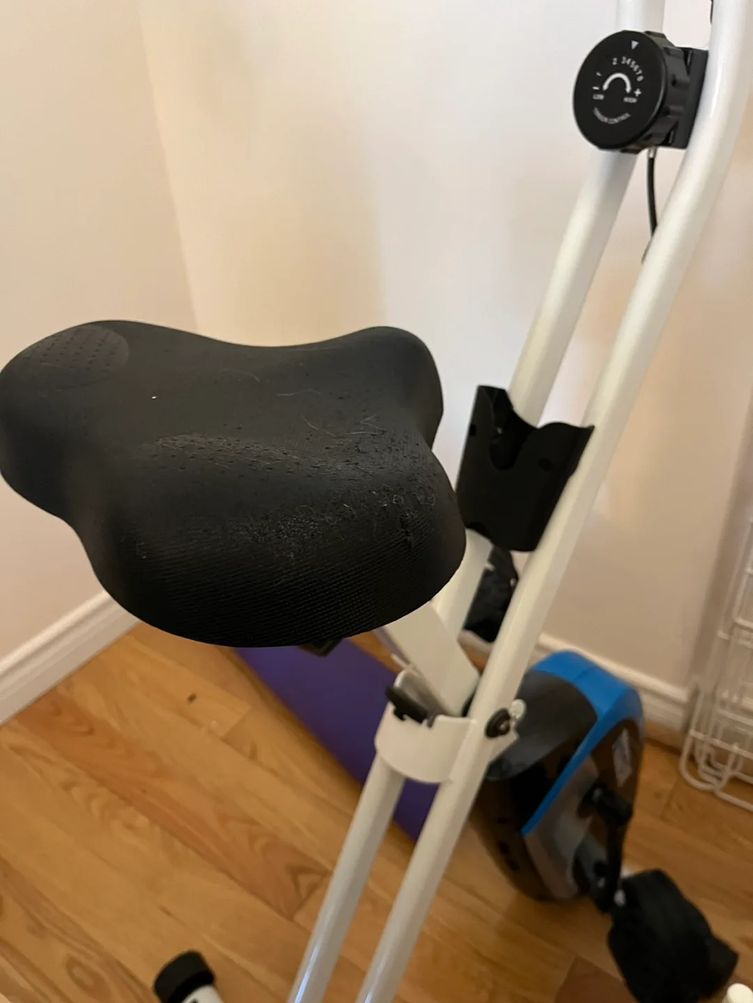 Progear foldable Used Vertical Exercise Bike image indicator(2)