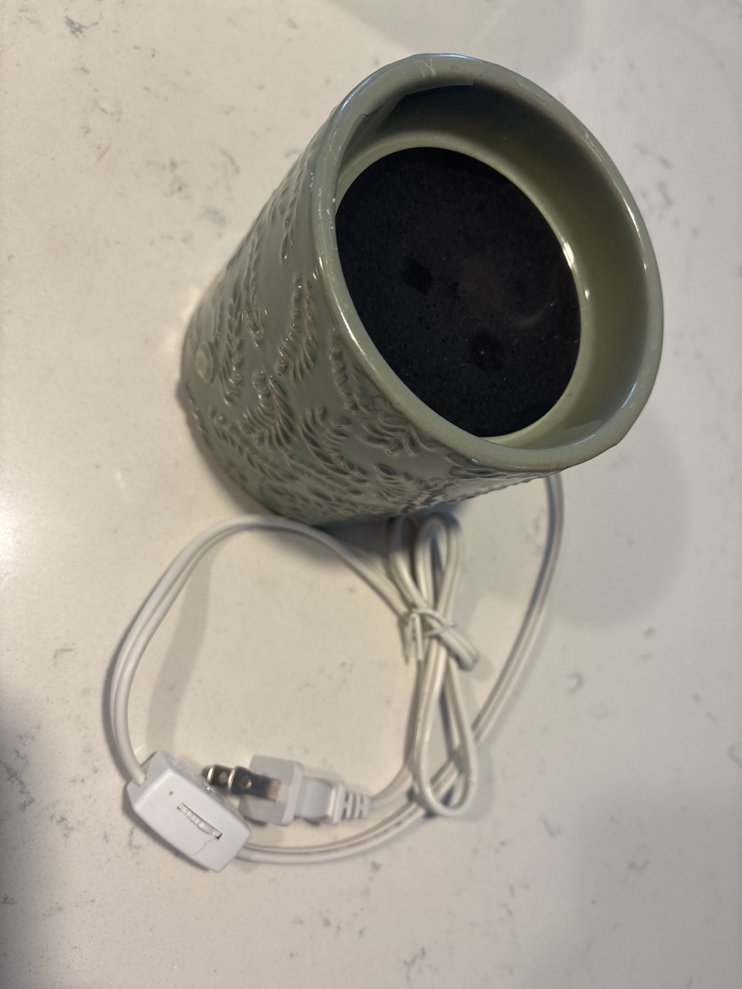 Ceramic Wax Warmer with Leaf Design (warmer plate broken) - photo 2