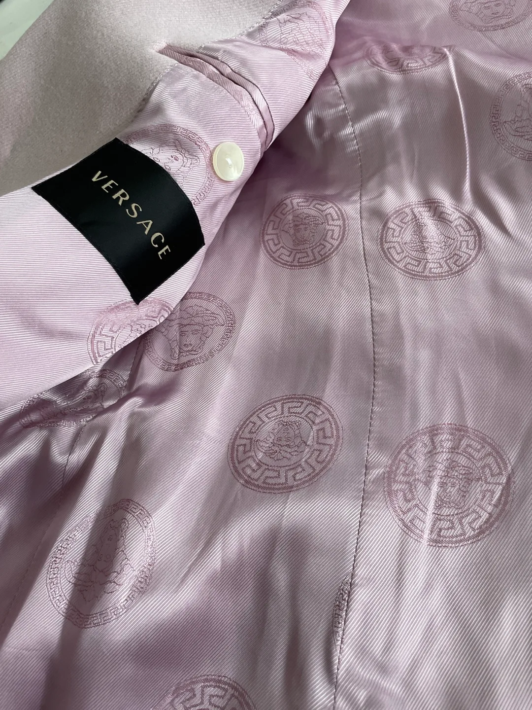 Versace Pink Coat Size 50 image indicator(2)
