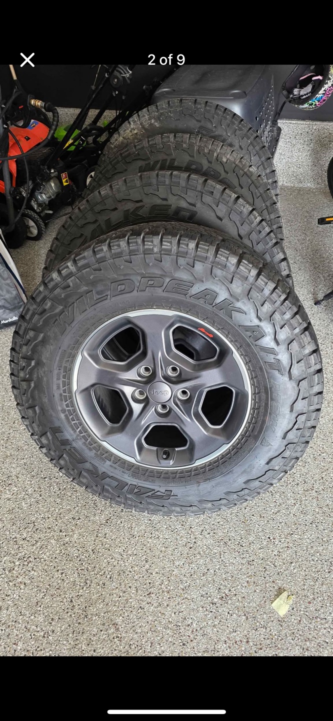 Lt 285/70/17 Wildpeak A/T tires on jeep rims - photo 2