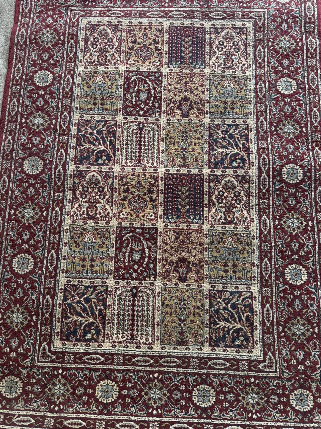 Red and Beige Area Rug - photo 2
