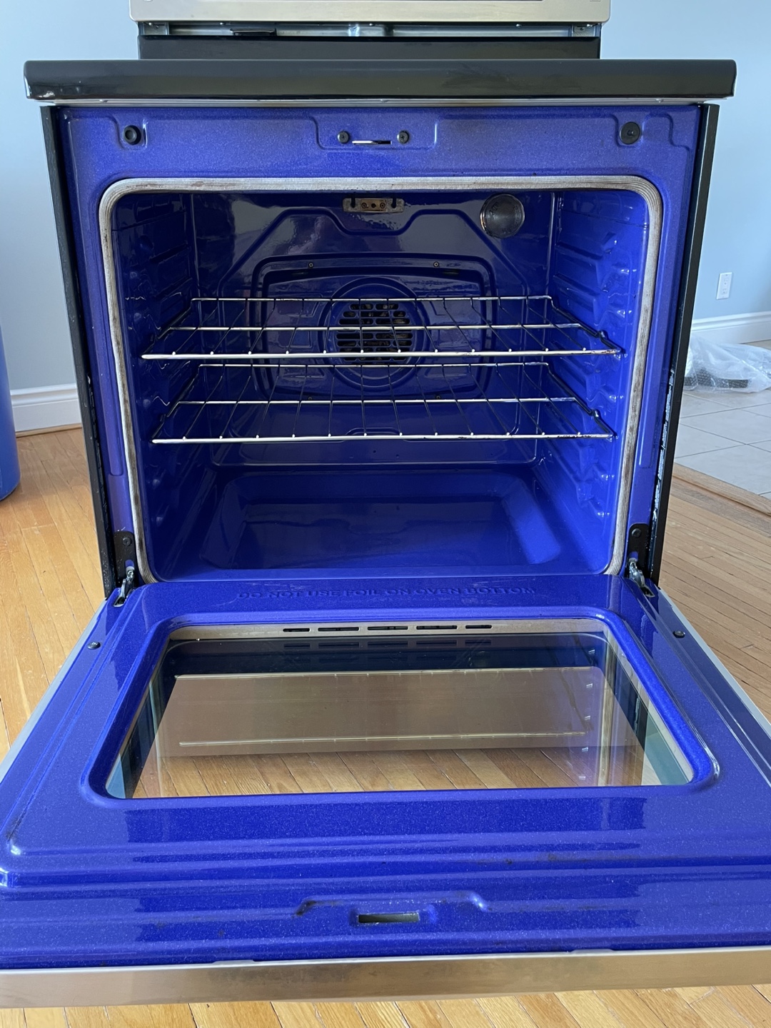 LG Electric Range - Stainless Steel - photo 3