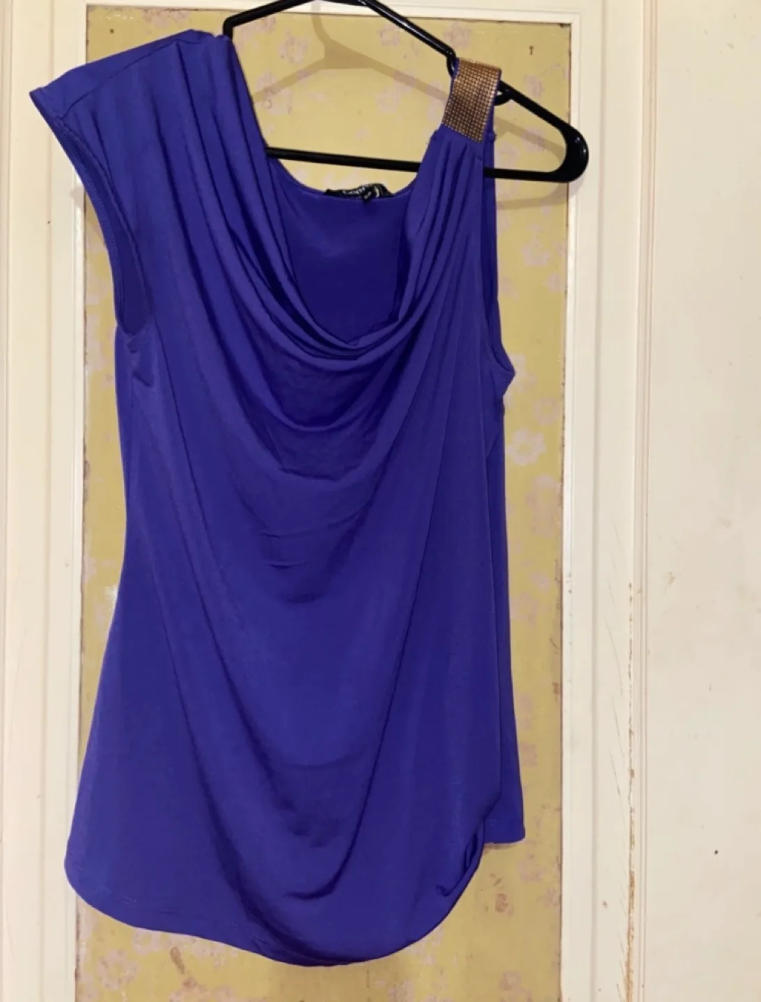 Women’s tops szSmall image indicator(8)