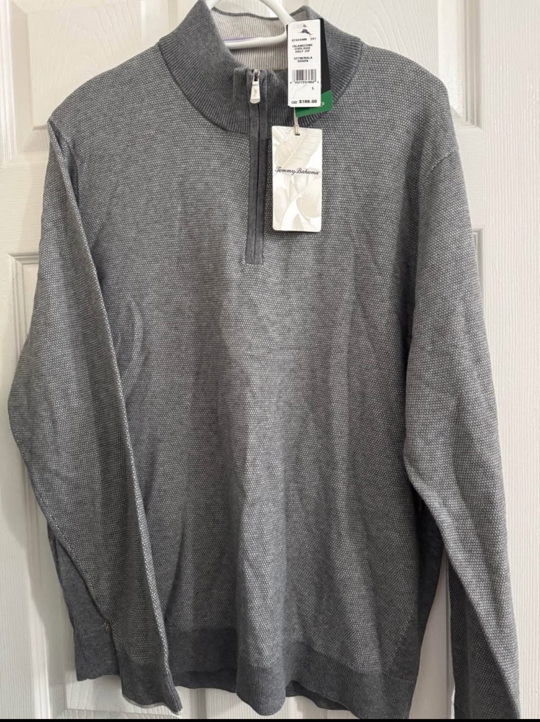 Tommy Bahama Men's Grey 1/4 Zip Sweater Size L