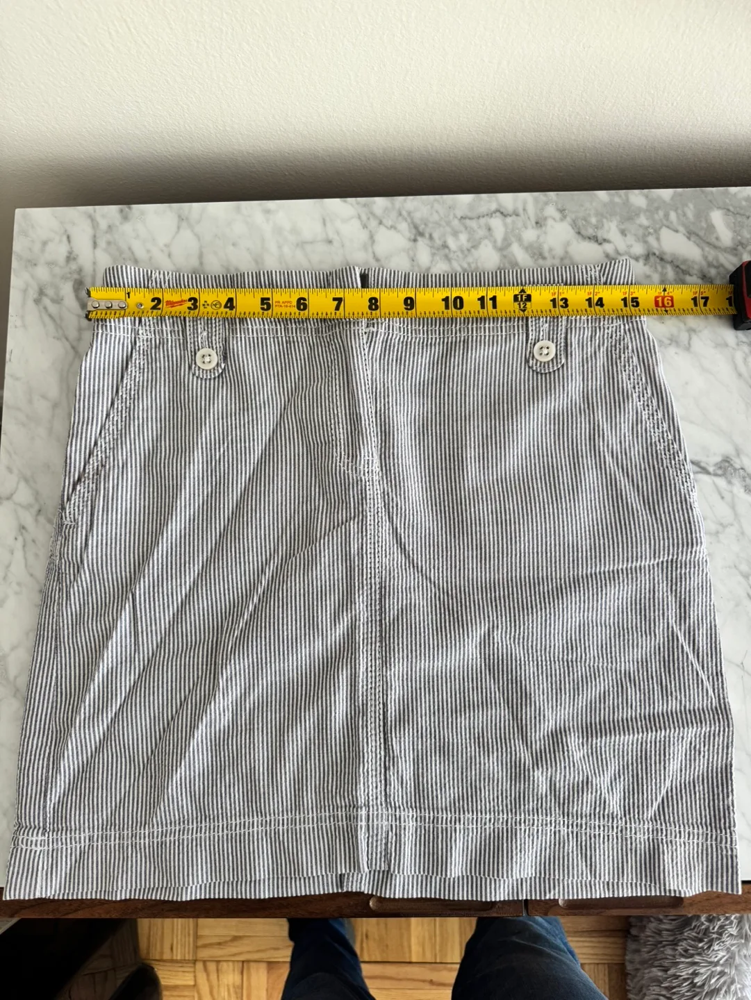 Ann Taylor Loft Navy Searsucker Skirt | Size 2 image indicator(4)