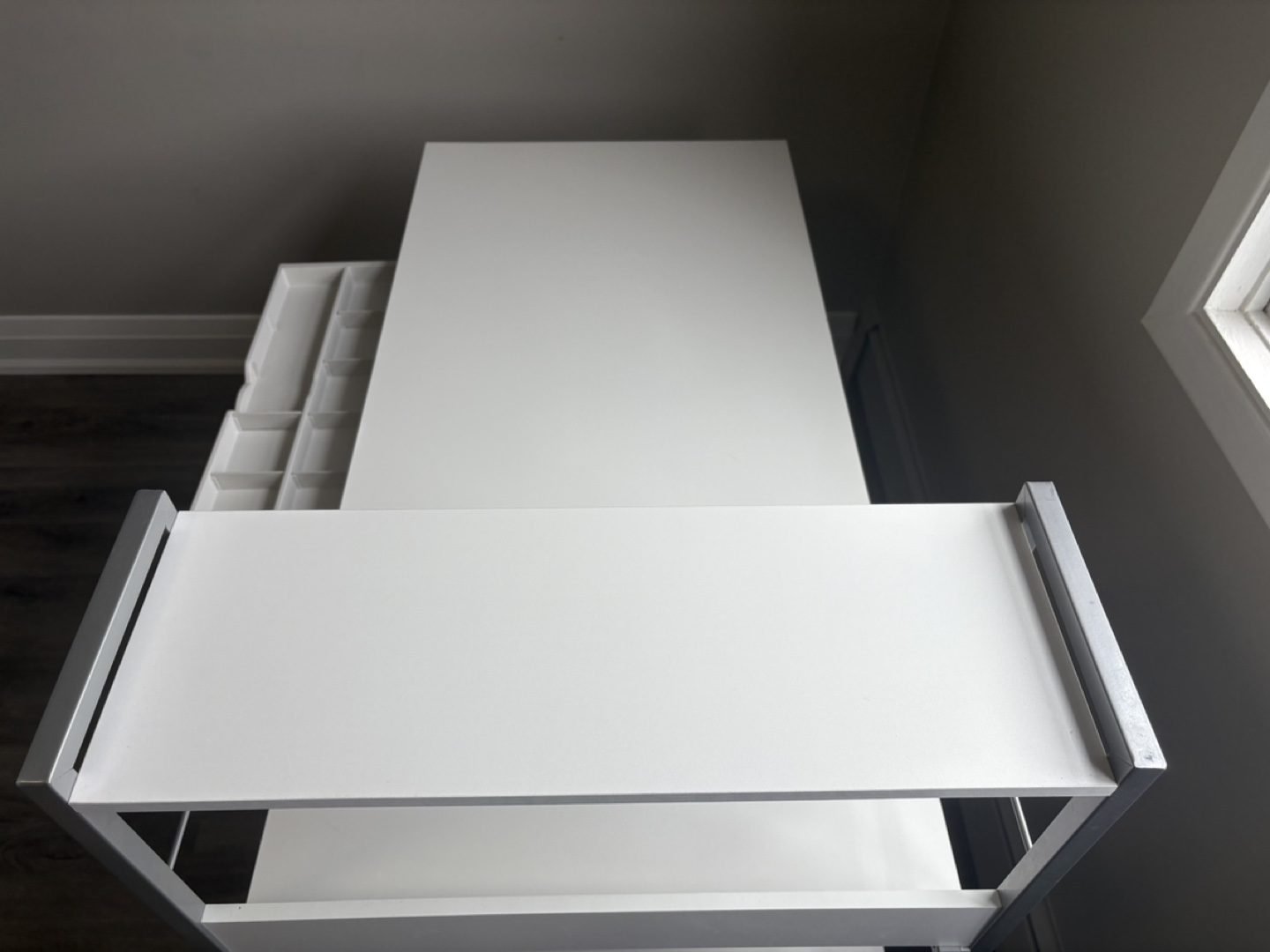 Work Desk with Bookshelf + Pull-Out Storage – 58 x 119 cm - photo 5