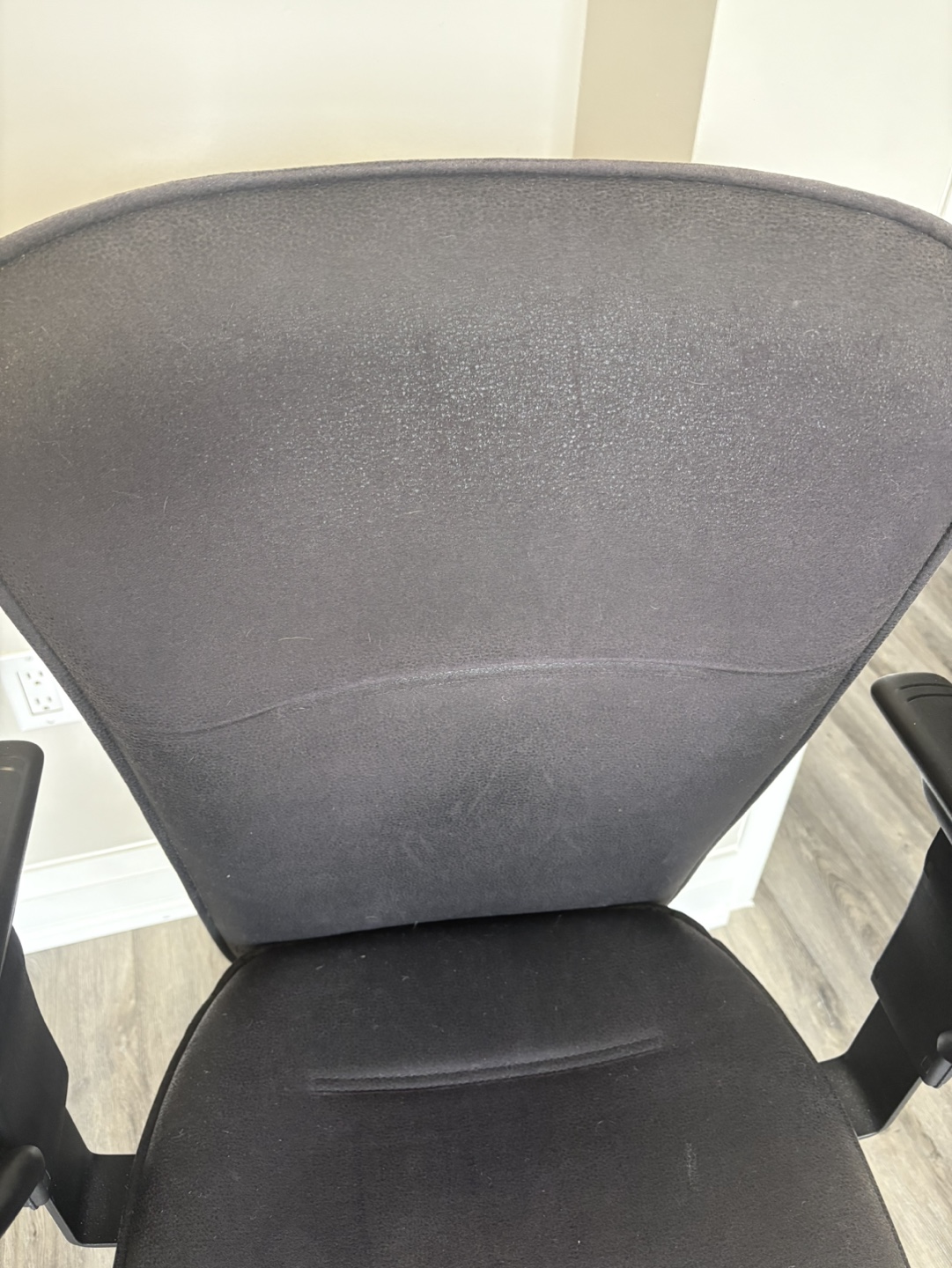 Office Chair – Swivel, Adjustable Armrests & Height - photo 4