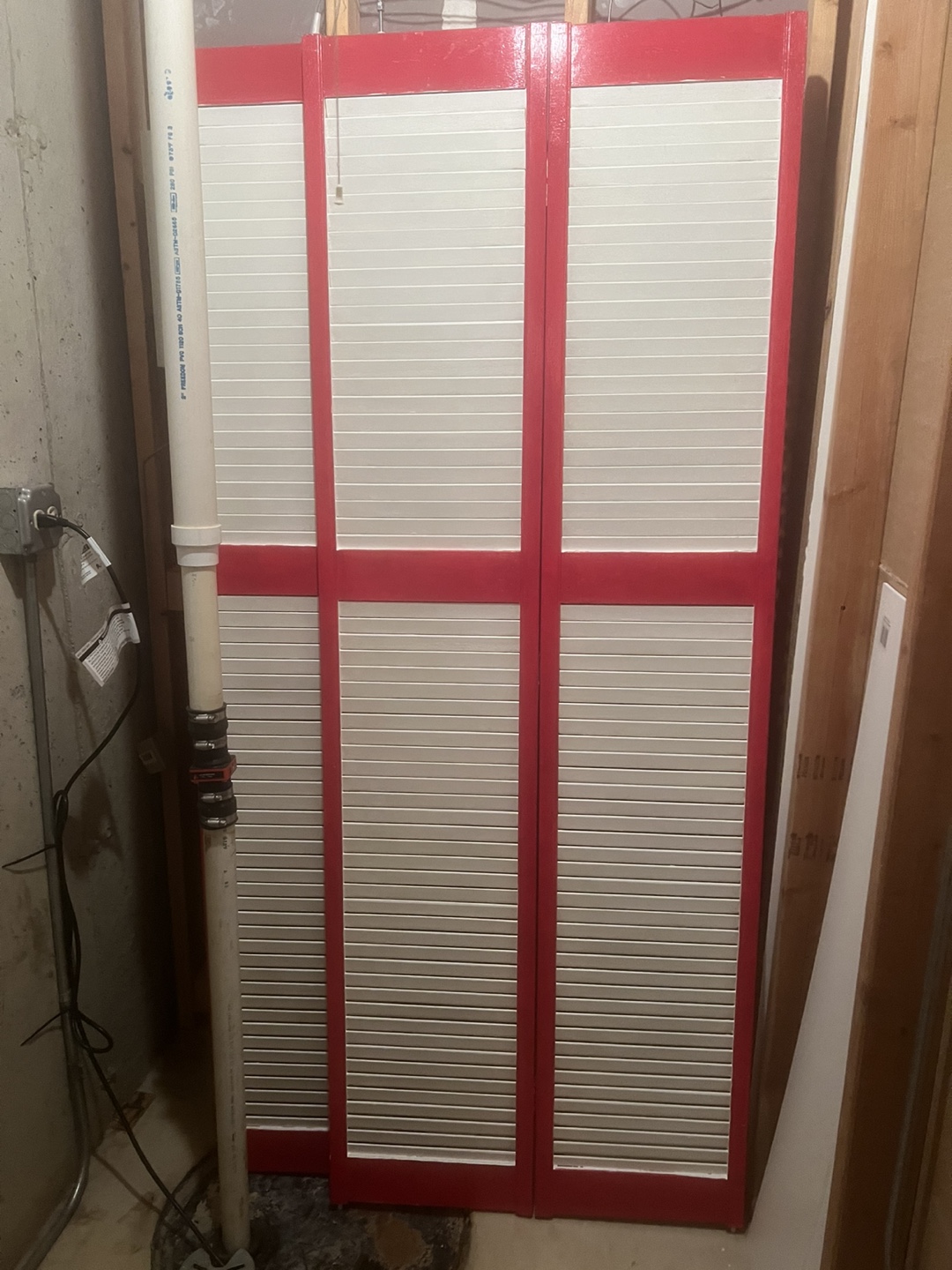 Four Panel Bi-Fold Louvered Doors - photo 2