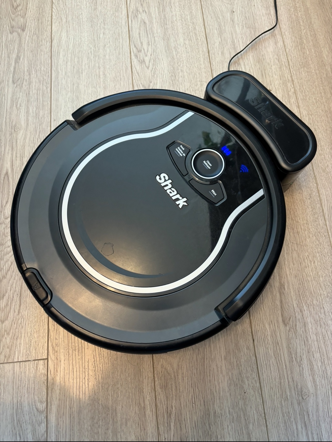 Shark ION Robot Vacuum Cleaner