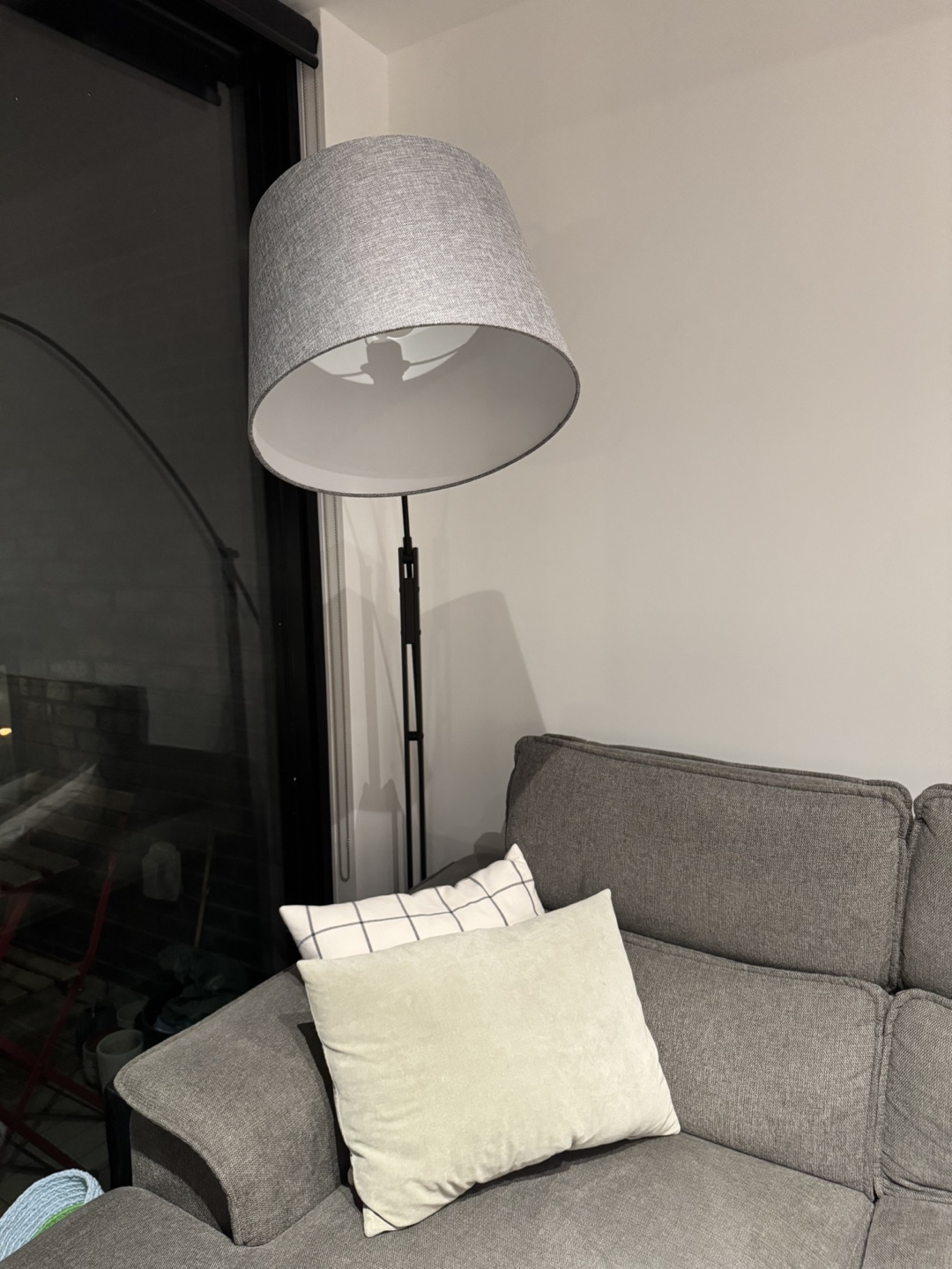 Arc Floor Lamp with Grey Fabric Shade - photo 4
