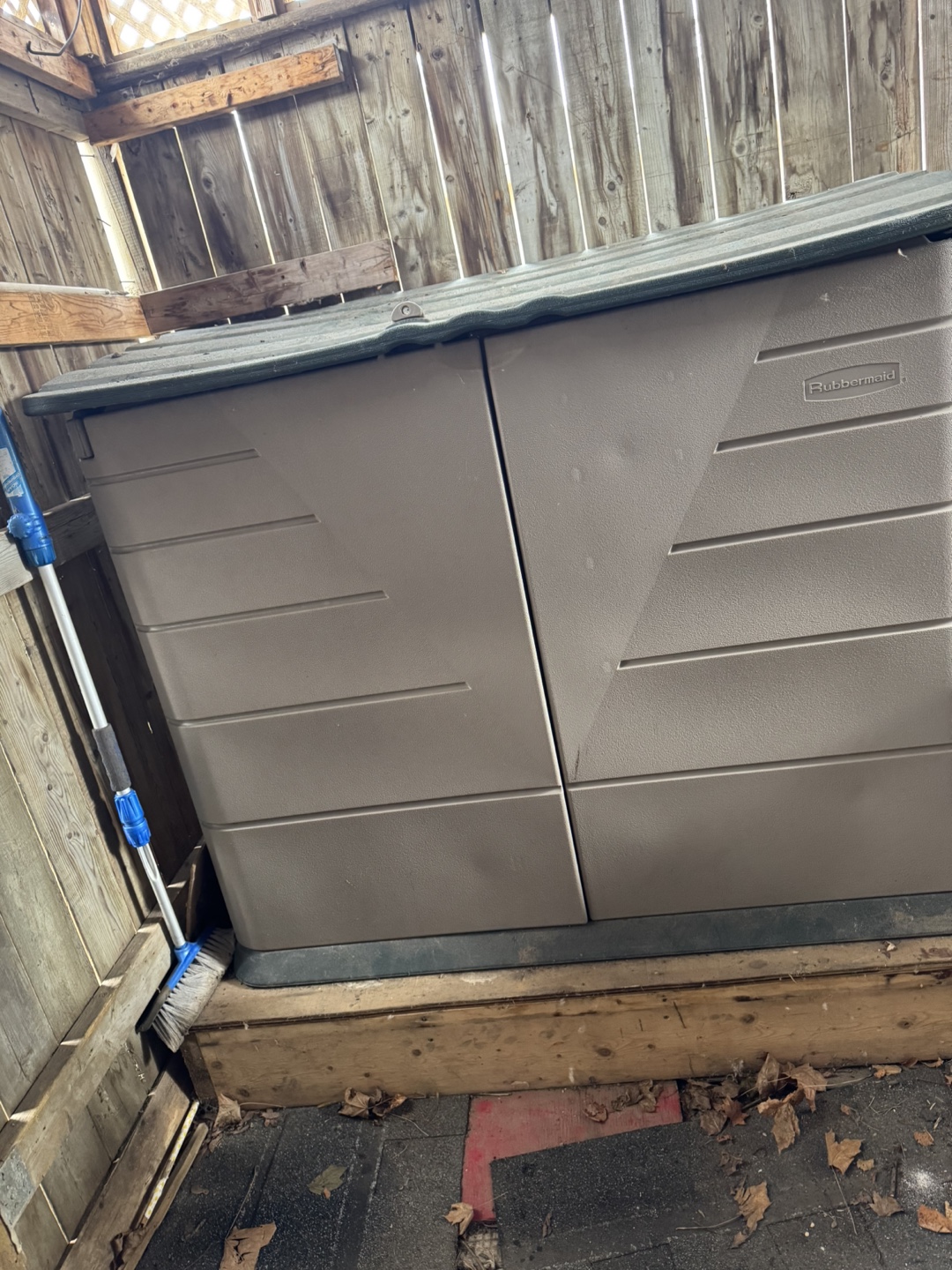 Rubbermaid Outdoor Storage Shed