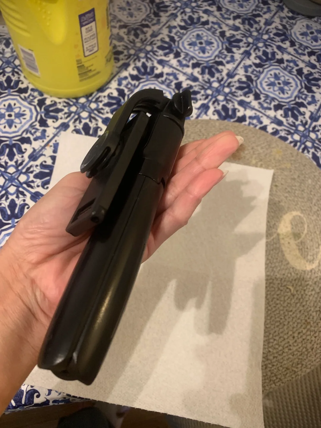 Mini Tripod & Selfie Stick image indicator(6)