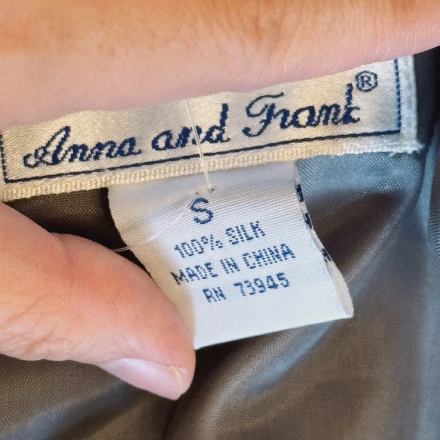 Vintage 100% Silk Leopard Blazer – Anna and Frank image indicator(6)