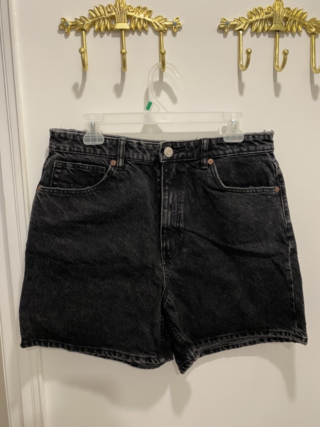 Zara Black Denim Shorts Size 12