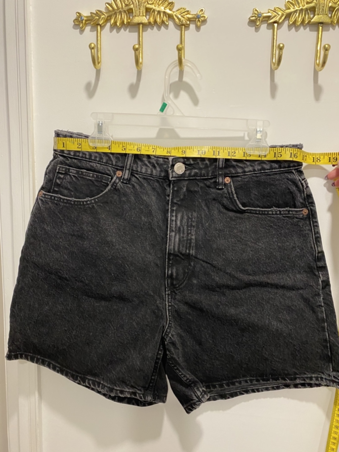 Zara Black Denim Shorts Size 12 - photo 2