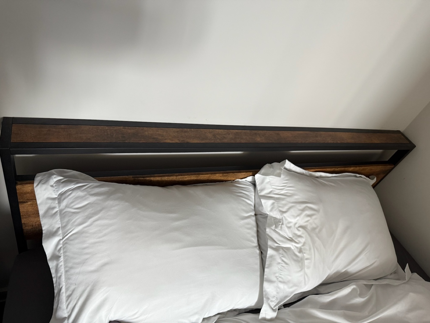 DUMEE Metal Queen Size Bed Frame - photo 3