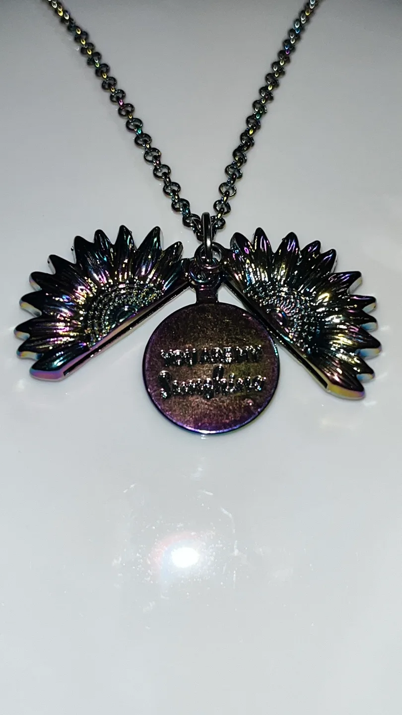 #freecycle🥕 Rainbow Sunflower Locket Necklace image indicator(2)