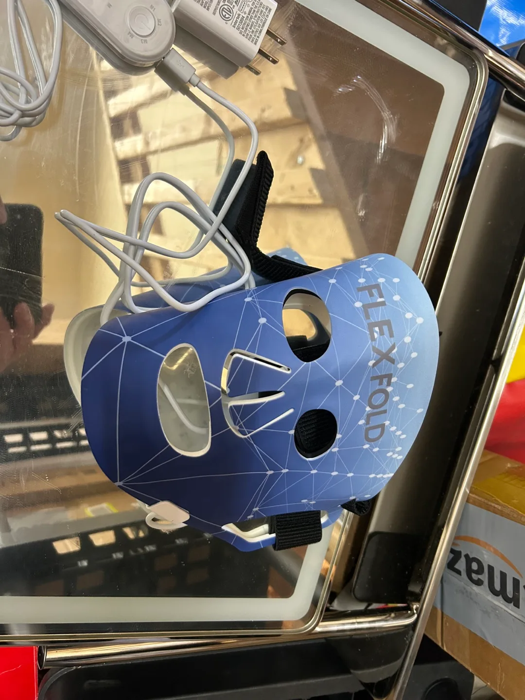 Flex Fold LED Face Mask Light Therapy image indicator(2)